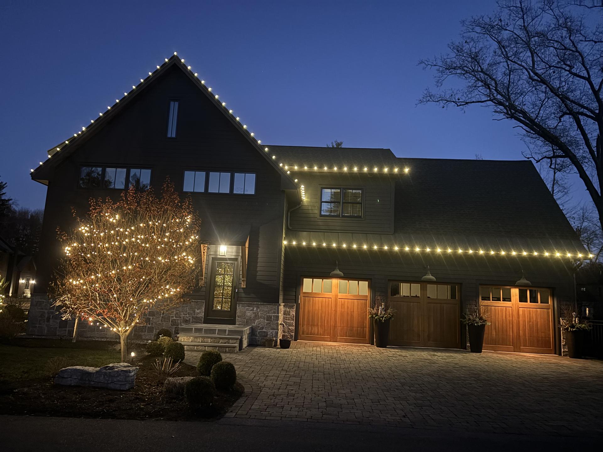 Custom holiday lighting display by Your Company